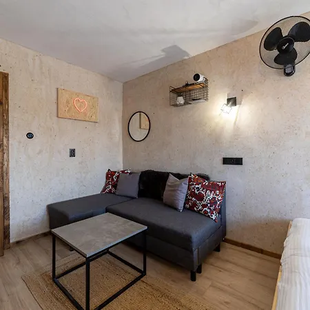 Rentplanet - Rejtana Apartment