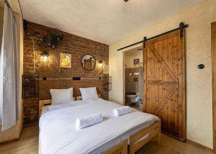 Rentplanet - Rejtana *