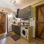 Apartamento Rentplanet - Rejtana *